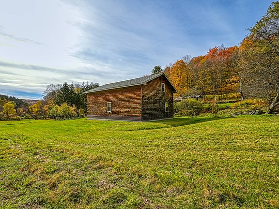 4th image of 170 Grenier Rd