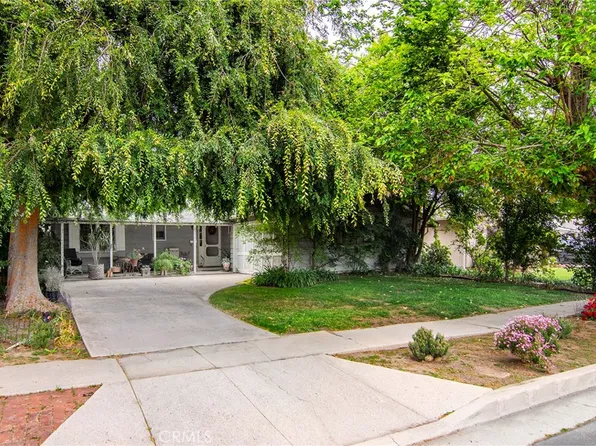 23861 Gilmore St, West Hills, CA 91307