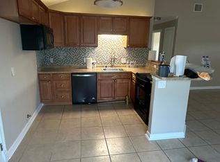 4906 Caroline St, Seabrook, TX 77586