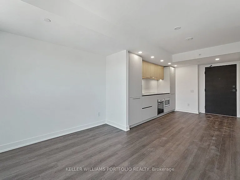 609 Sherbourne St #407 — Photo 10