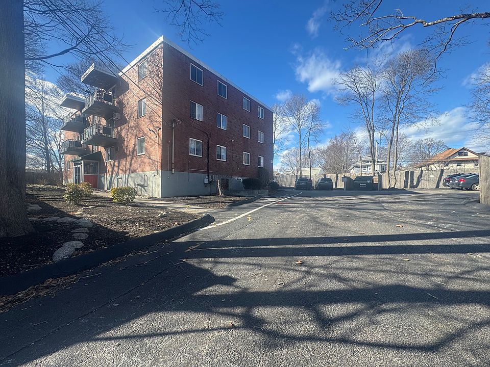 1st image of 287 Commercial St APT 12