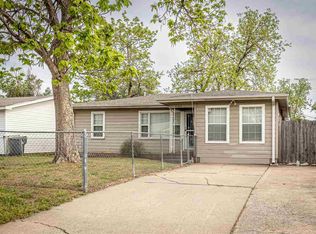 2418 SW H Ave, Lawton, OK 73505