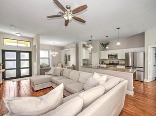 2926 Inlet Cove Ln E, Naples, FL 34120