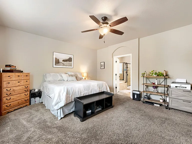 6134 Rennert Dr — Photo 23