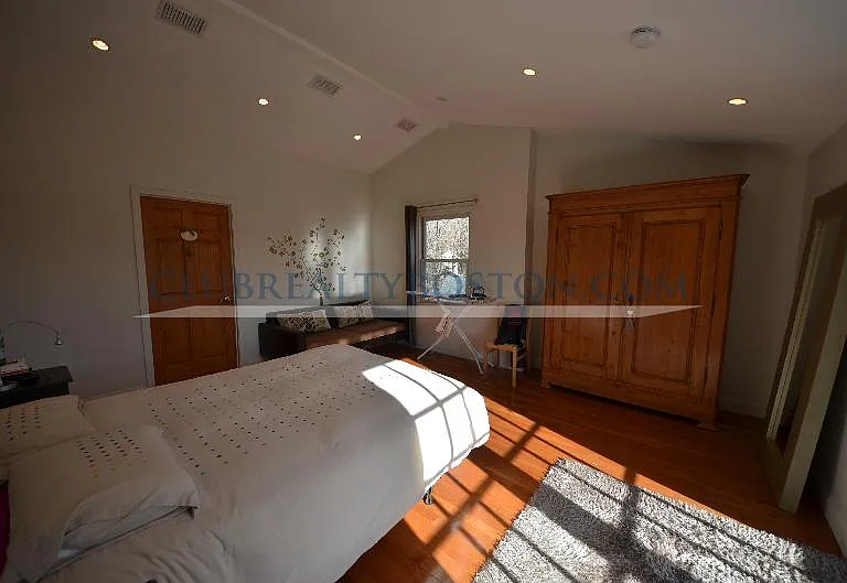 195 Forest St — Photo 22