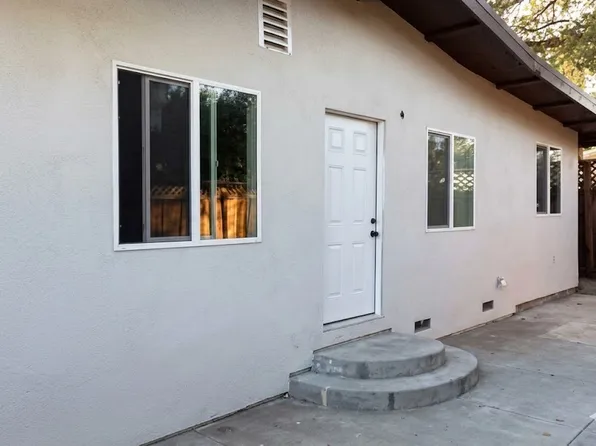 2227 Lincoln St, East Palo Alto, CA 94303