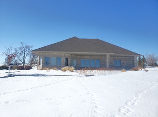 799 W Lakeview Ct, Brule, NE 69127