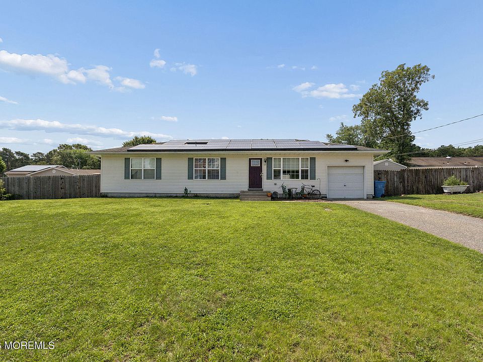 1st image of 1724 2nd Avenue
