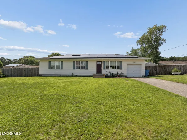 1724 2nd Avenue, Toms River, NJ 08757