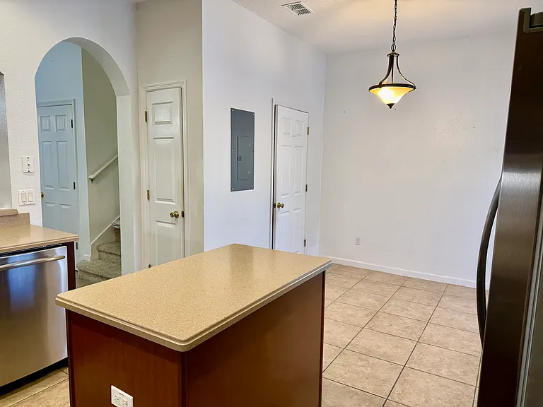 9113 Oak Fern Dr — Photo 8