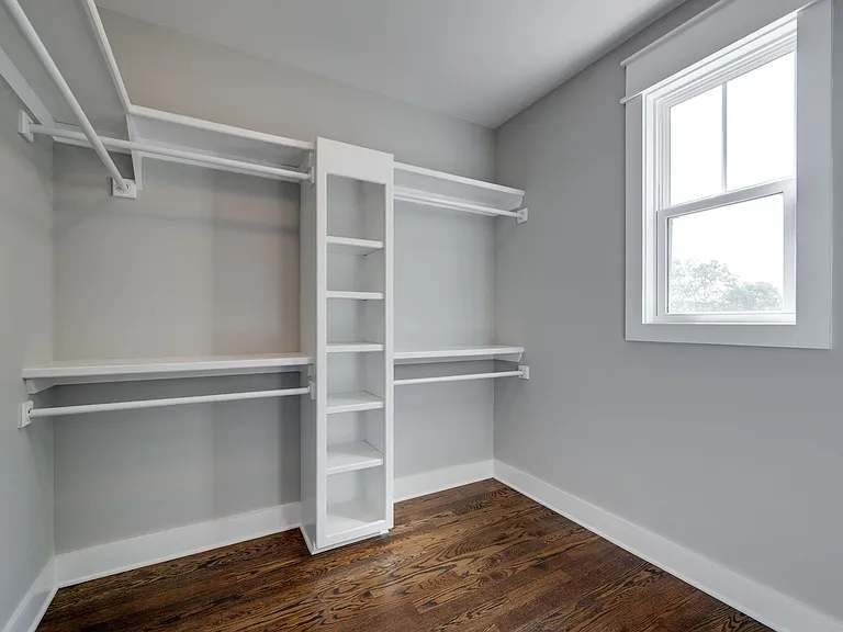 700A Eastland Ct — Photo 21