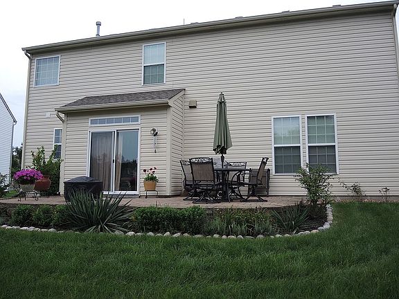 Back of house show landscape