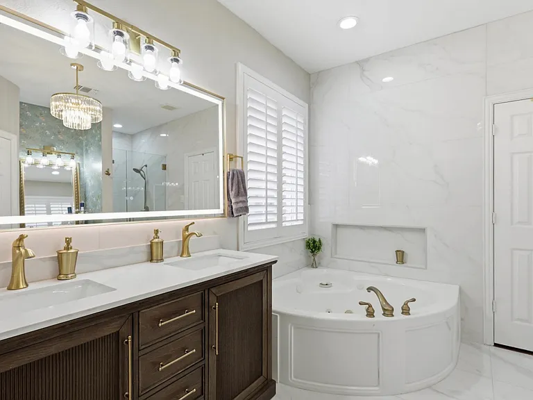 4436 Donegal Dr — Photo 11
