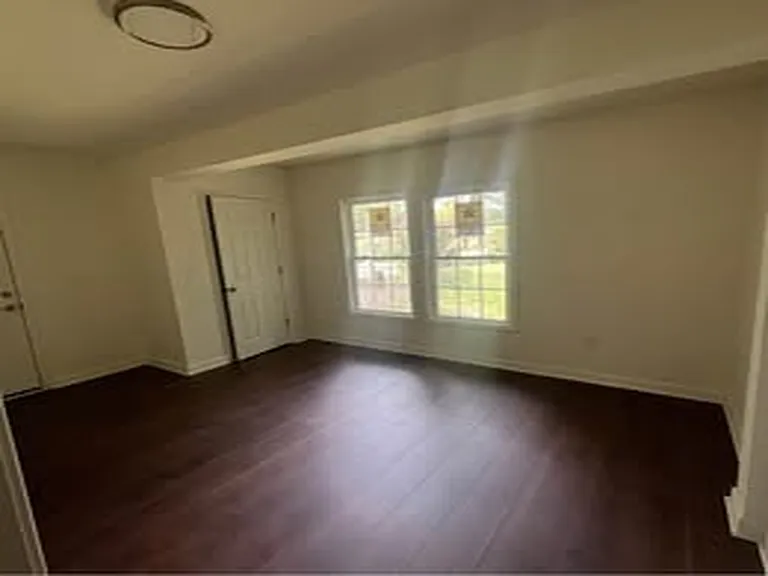 804 Woodbury St #804 — Photo 7