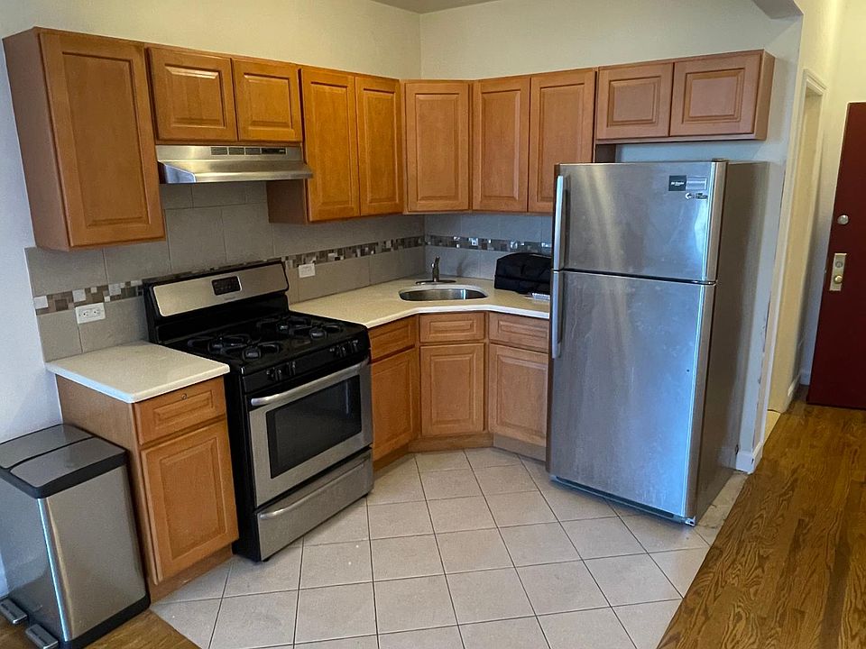 2nd image of 3411 3rd Ave #3B