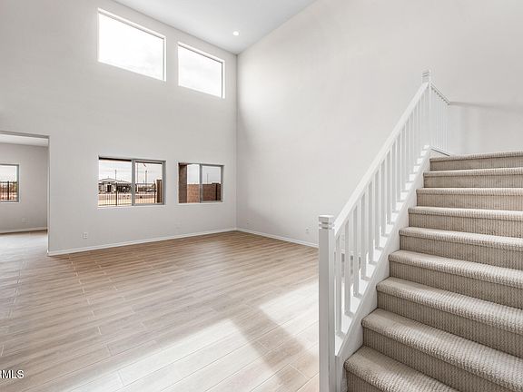 4th image of 17863 W GETTY Drive