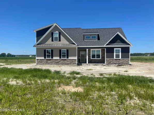 3500 Stetsan Way, Ayden, NC 28513