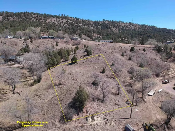 S 4th St, Hot Springs, SD 57747
