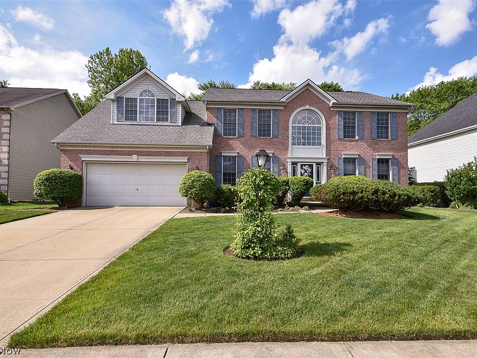 1st image of 20575 Kylemore Dr #83