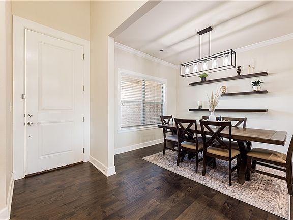 4th image of 502 Starview Cir