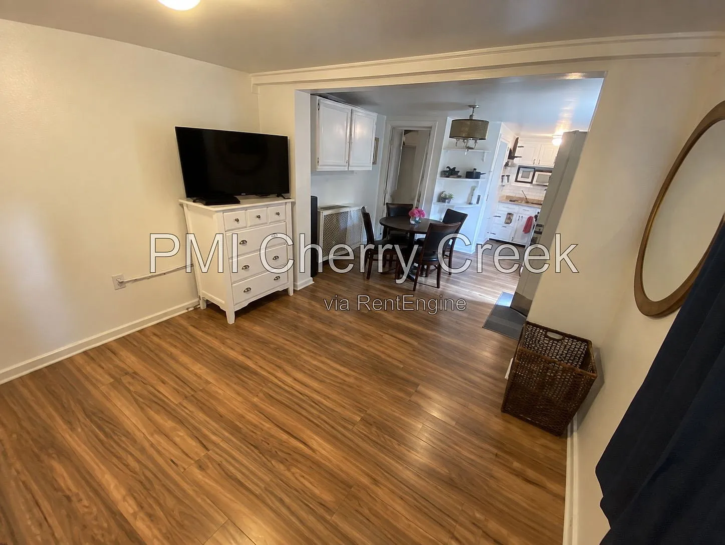 Studio, 1.0 bath, 350 sqft, $700 — Photo 2