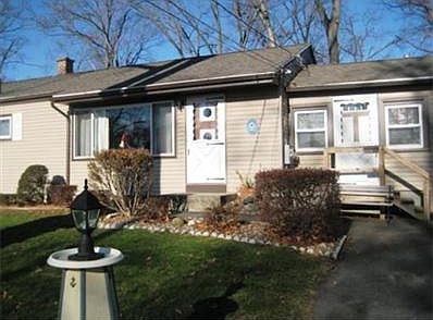 2nd image of 132 Champagne Ave