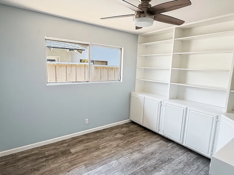 2621 Damien Ave — Photo 10