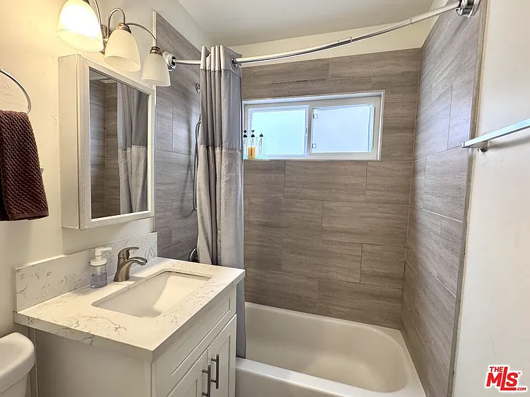 4419 W Rosecrans Ave #4421-1/2 — Photo 7