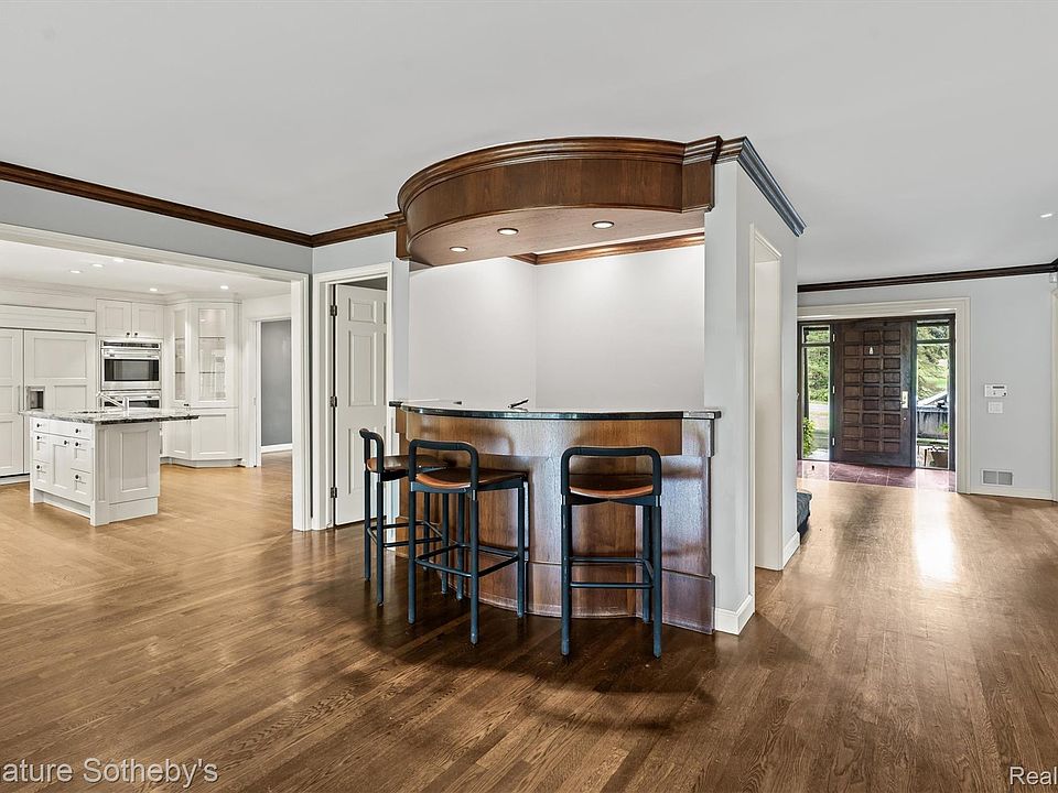 1381 Echo Ln, photo 7