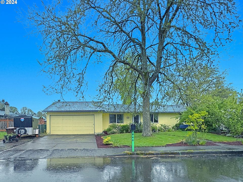 1st image of 1948 SE Gerhard Dr