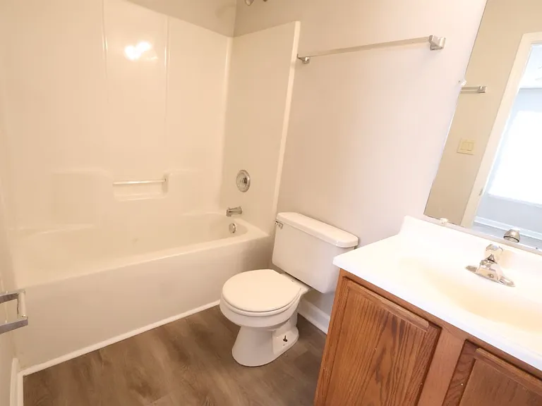 Main bathroom
