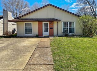 1437 Peace Dr, Belleville, IL