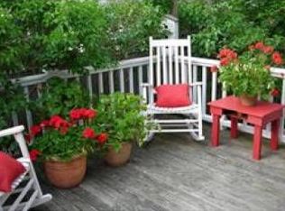 35 Maple Ave, Nahant, MA 01908