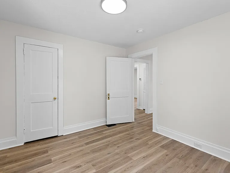 3311 Arlington Dr — Photo 3