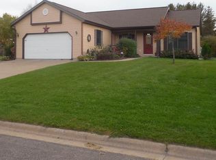 1613 9th Ave W, Ashland, WI 54806