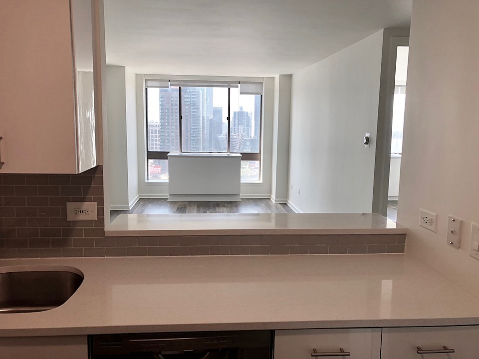 1st image of 520 W 43rd St APT 27H