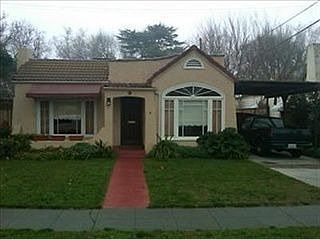 5th image of 135 Berverdor Ave