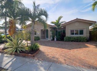 1330 Stillwater Dr #1, Miami Beach, FL 33141