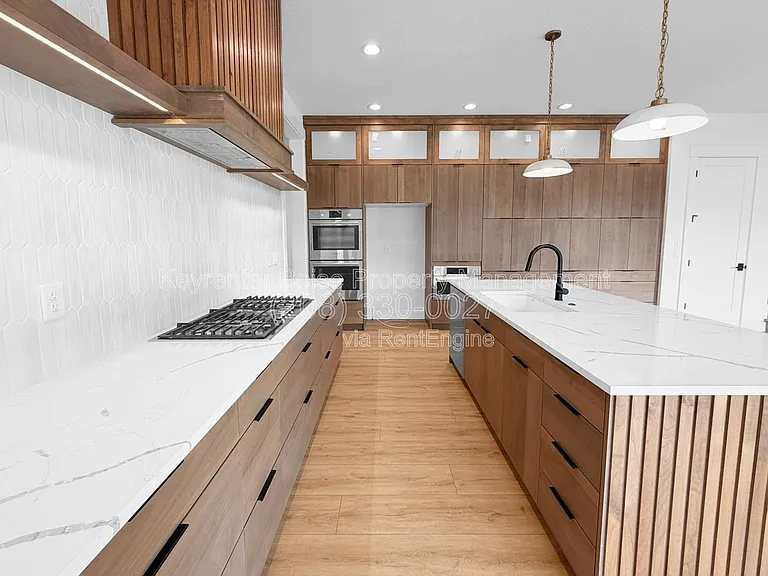 891 N Gracie Ave — Photo 4