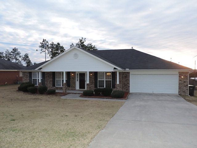 1st image of 1828 Beaver Creek Ln