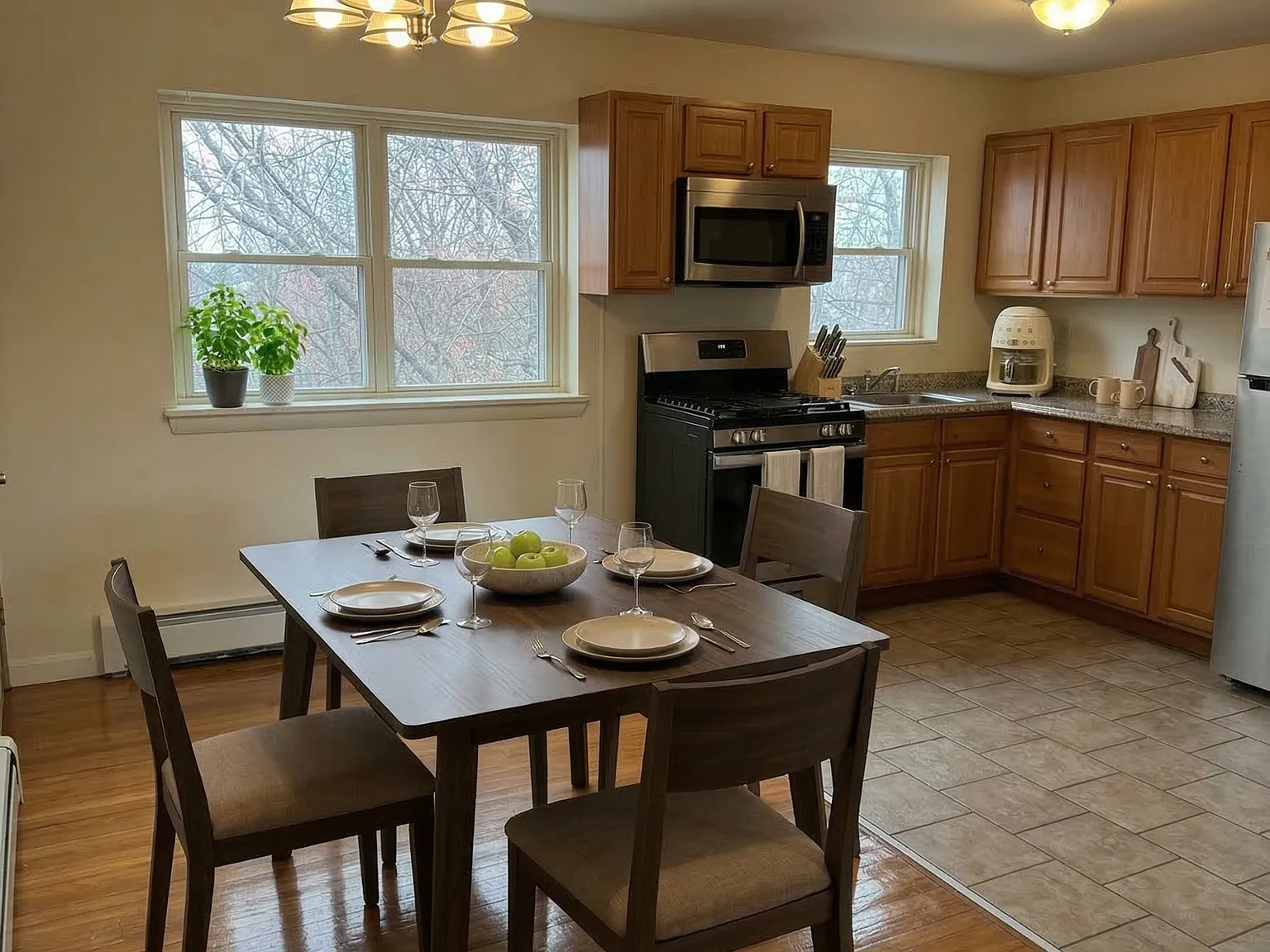 Annawan Street Apartments — Photo 2