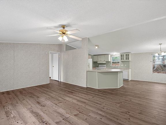 4th image of 140 Garford Rd