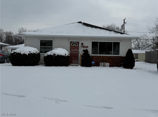 4941 Wake Robin Rd, Mentor, OH 44060