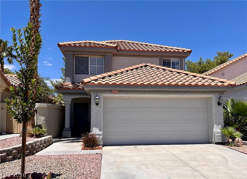 4 bed, 2.5 bath, 2074 sqft, $2,495 — Photo 1