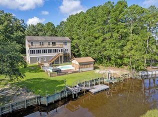 8597 Doar Rd, Awendaw, SC 29429