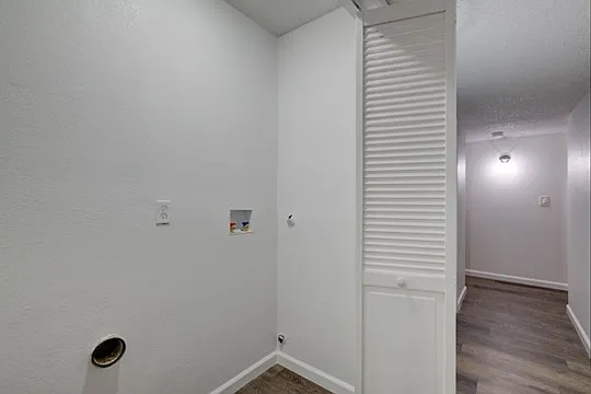 6460 N Remington Ave — Photo 14