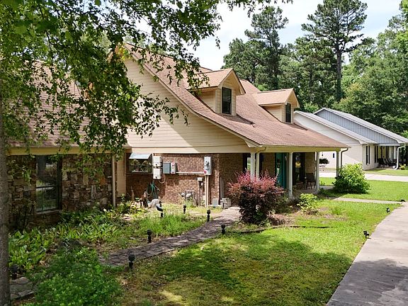 5th image of 416 Manor Rd