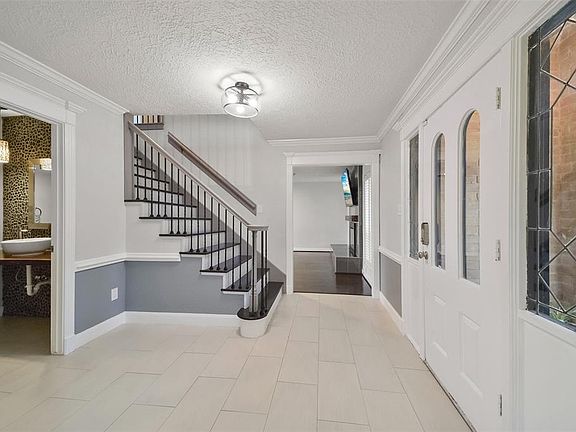 2nd image of 20650 Laverton Drive