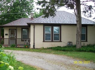 305 Emery St, Joliet, IL 60436