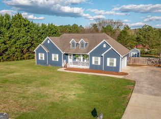 6 David Dr, Cave Spring, GA 30124